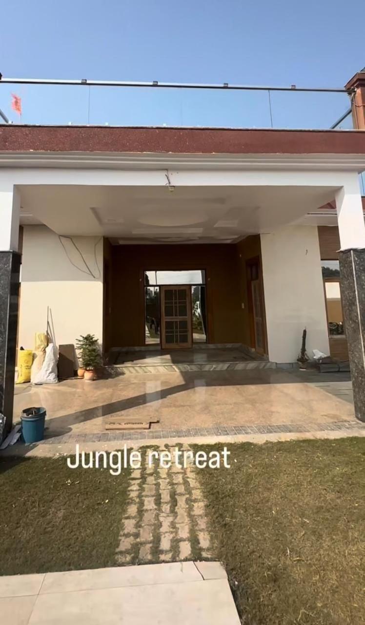 The Jungle Retreat Hotel Ghaziabad Eksteriør billede